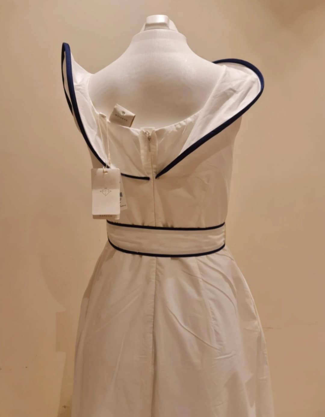 Rochie Rareism