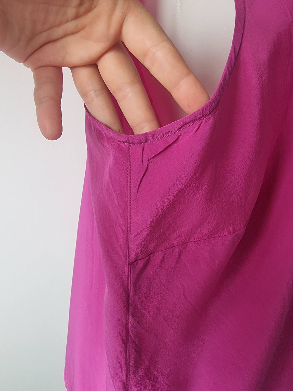 Top fucsia 100% mătase