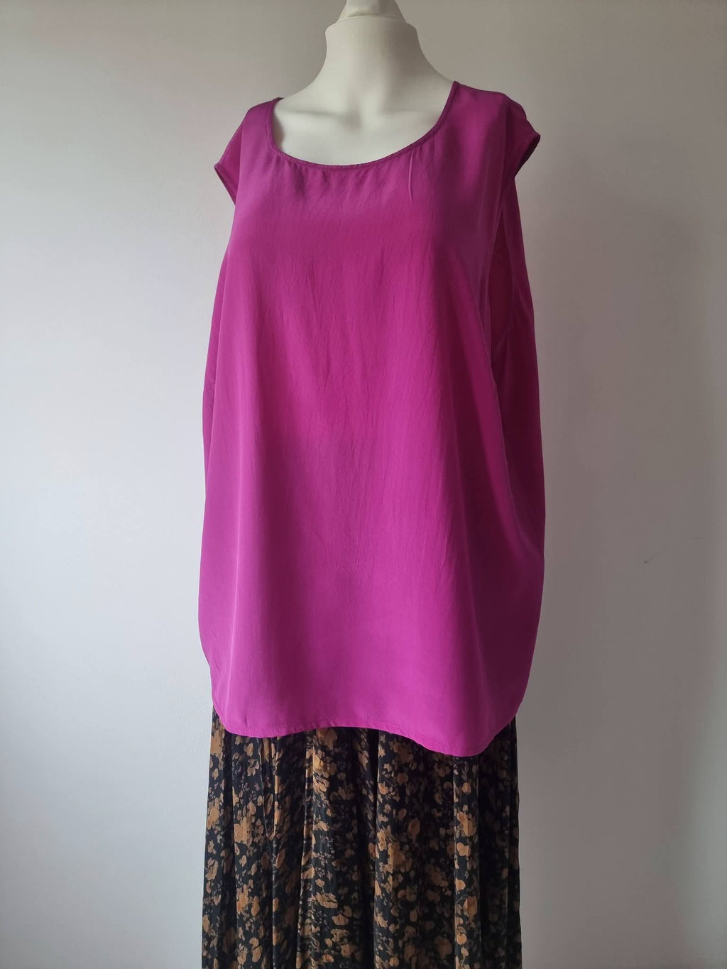 Top fucsia 100% mătase
