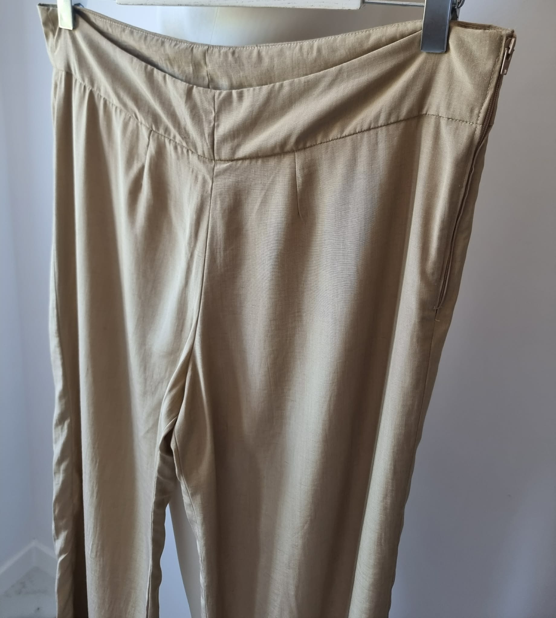 Pantaloni din mătase sălbatică