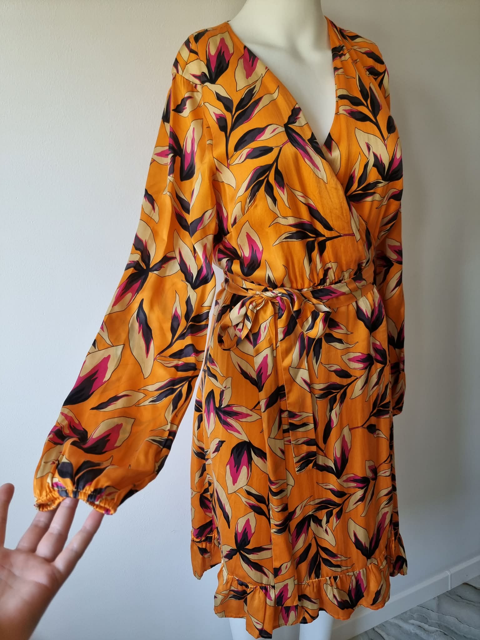 Rochie Gestuz